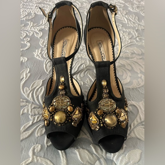 Oscar de la Renta Black Embellished Heels - Picture 7 of 15
